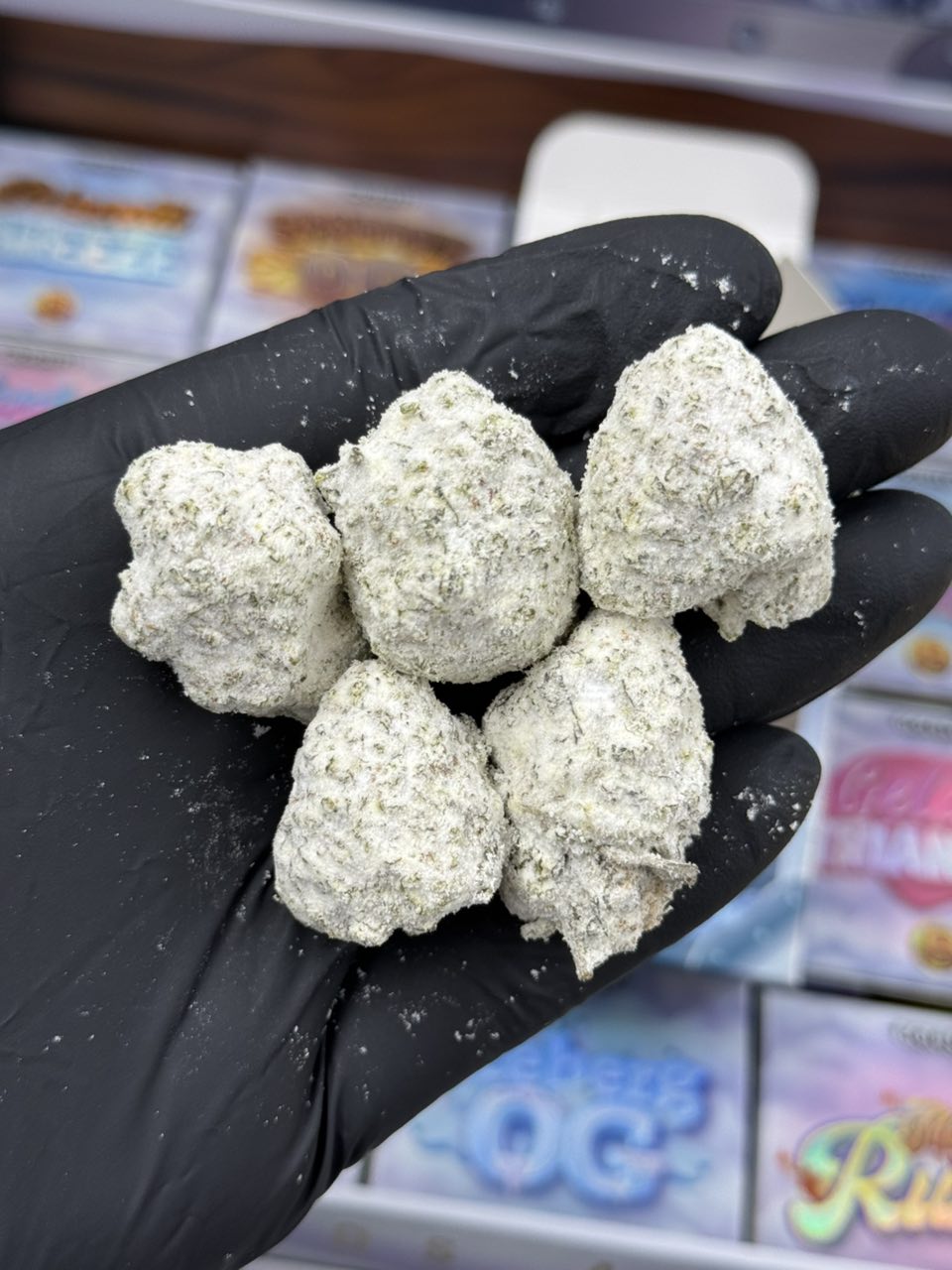 Bounty Snowcaps — Top Shelf Fresh Drops product photo on NexaDistro (view 2)