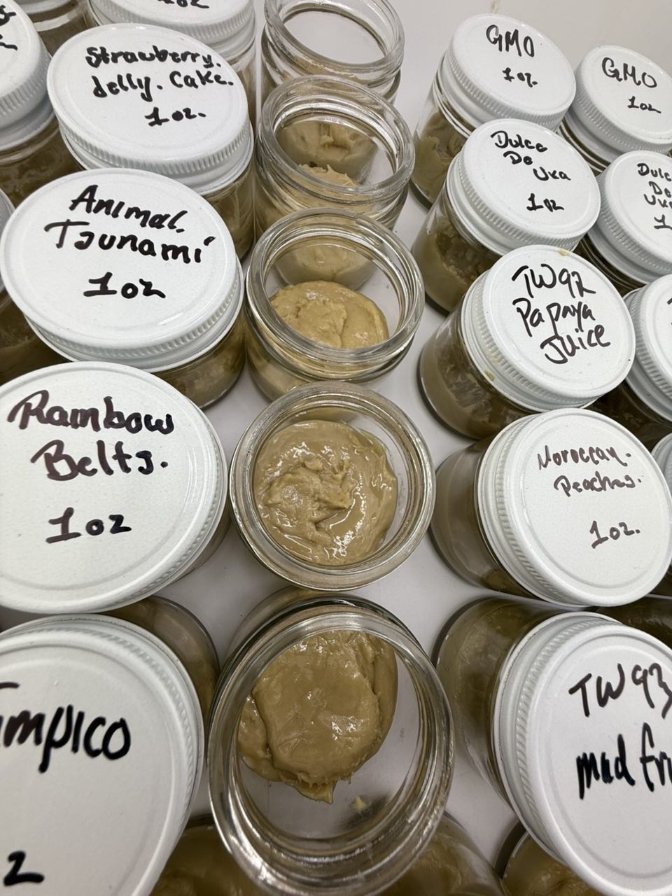 HASH ROSIN 90-150U HEAD STASH — packaged for discreet shipping
