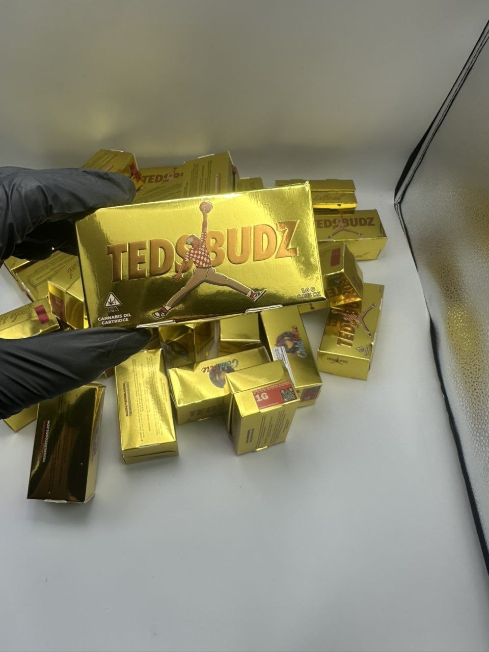TED BUDS  1g — Disposables product photo on NexaDistro (view 3)
