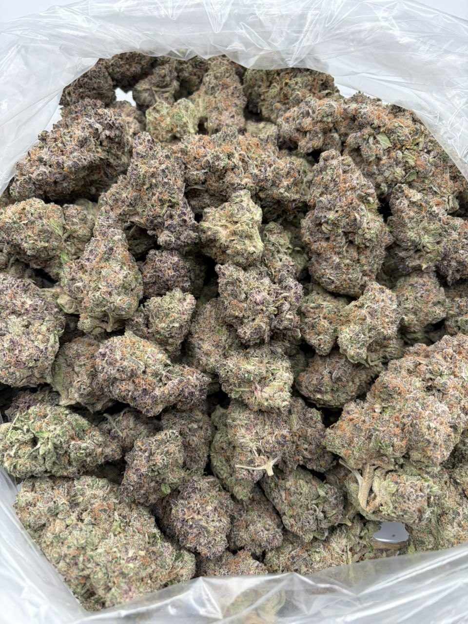 Apple lilac Sherb D7 THCa flower — bud structure shown in close detail